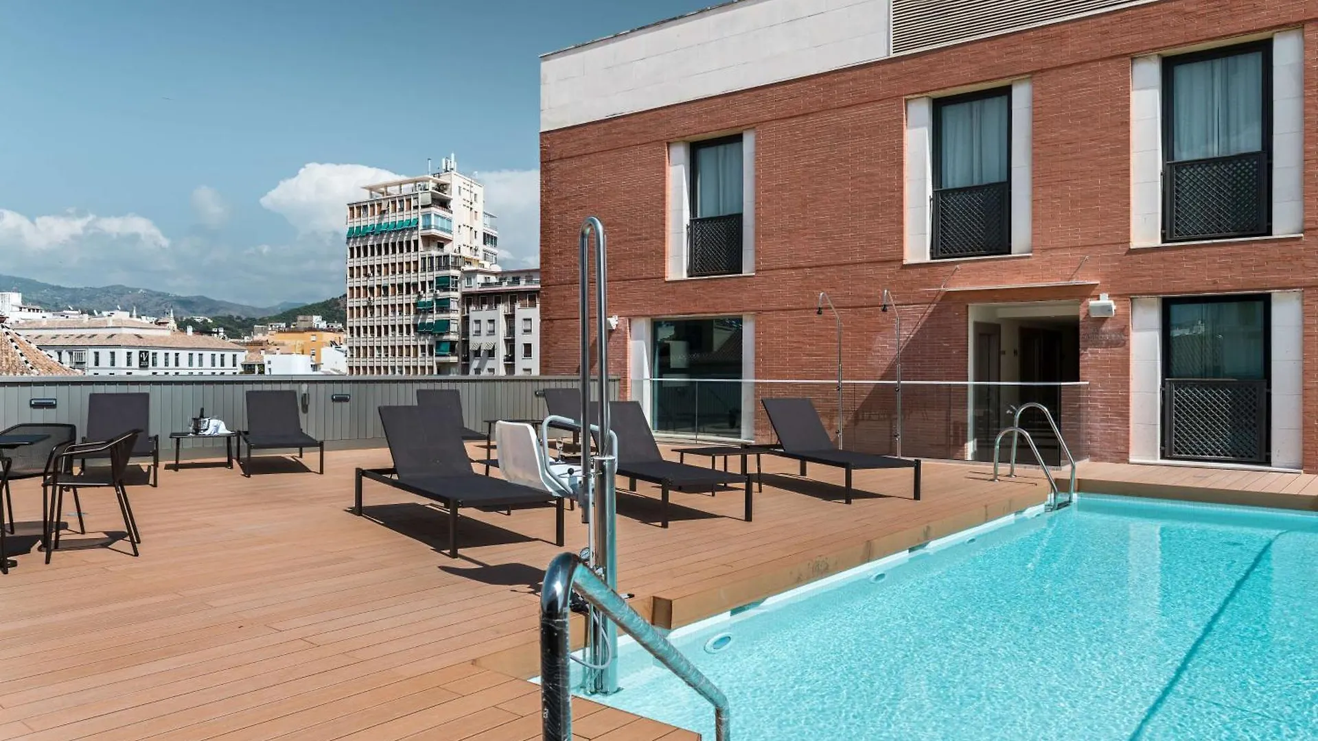 Nh Malaga Hotel 4*,
